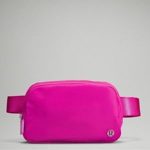 Lululemon Everywhere Belt Bag 1L